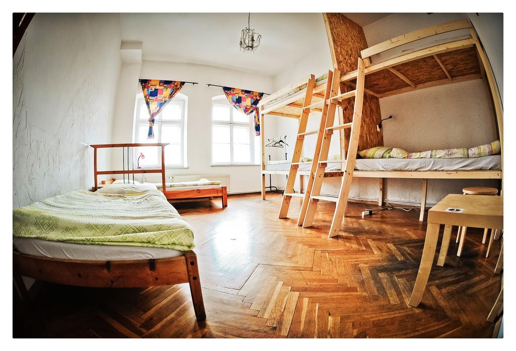 Hostel Bemma - Ozonowane Pokoje Wrocław Eksteriør bilde